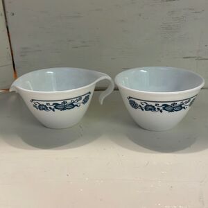 Vintage 1972 Corelle Old Town Blue/Blue Onion by Corning sugar bowl & creamer
